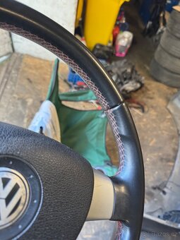 3.rameny volant vw golf 5 - 2