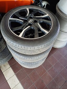 ORIGINÁL ALU KOLA +PNEU TOYOTA 4X100 - 2
