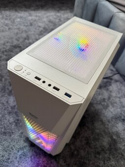 Herní PC na hraní her ve Full HD. - 2