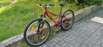 Dívčí horské kolo RockMachine - 2
