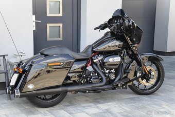 Harley Davidson Street Glide Special 114 1.majitel - 2