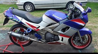 Kawasaki ZZR 600 - 2