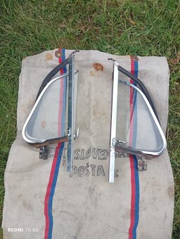 2xboční větrací mechanická okénka VW BROUK - 2