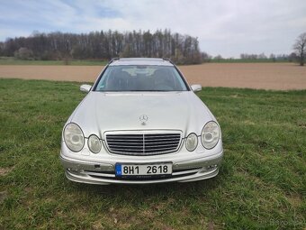 Mercedes-Benz E240 4matic Avantgarde LPG - 2