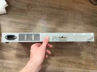 Switch Allied Telesyn AT-8524M - 2