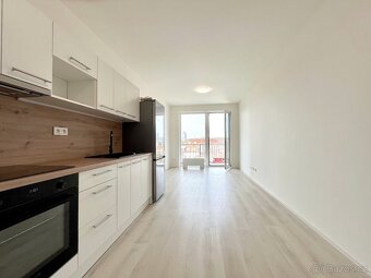 Novostavba bytu s balkonem a výhledem Dornia--Brno - 2