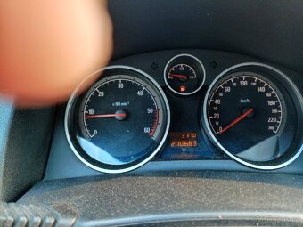 Opel Astra combi 1,7 tdi - 2