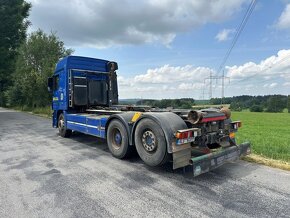 Mercedes-Benz Actros 2551 L 6x2 s hákovým nosičem HIAB - 2