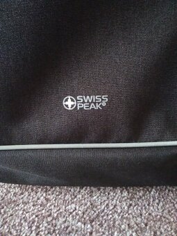 Oiginál nový batoh Swiss Peak. - 2