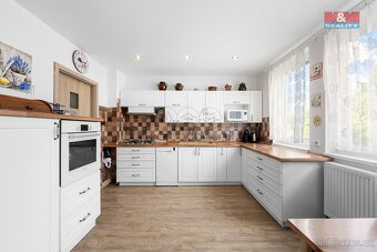 Prodej bytu 3+1, 73 m², Chlumec, ul. Skřivánčí - 2
