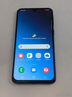 Samsung Galaxy a40 4/64gb black. Záruka 6 měsíců. - 2