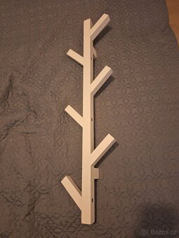 Věšák IKEA Tjusig bílý 78 cm - 2