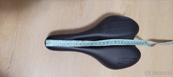 Super dámské turistické sedlo Force - 2