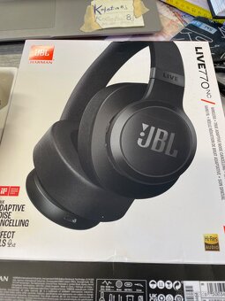 Sluchátka JBL LIVE 770NC - 2