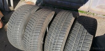 4ks Zimní kola 5x114.3mm , s pneu 195/65 15" - 2