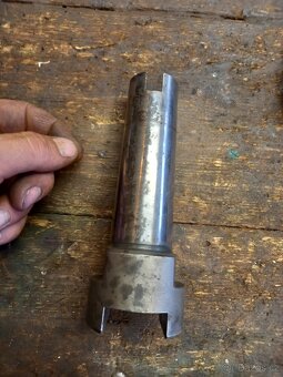 Redukční pouzdro metrické Me40/Me32 - 2