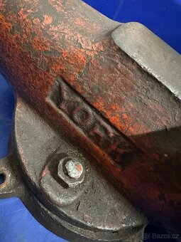 Svěrák YORK 125 - 2