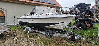 Kajutová loď  + vlek - 2