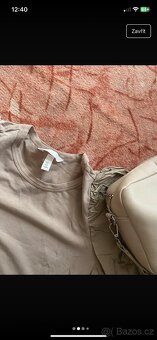 Světle hnědý triko s volány - 2