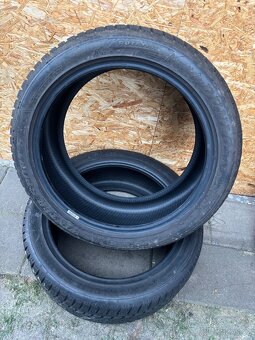 235/45R18 zimní pneu 2x8,5mm - 2