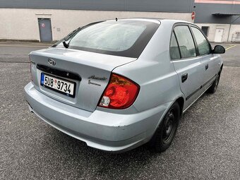 Hyundai Accent - 2