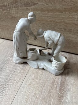 Soška práce na poli - 2