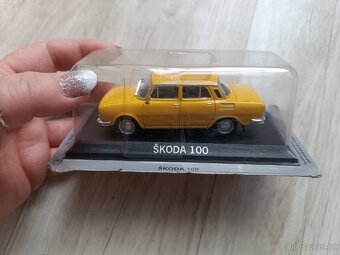 Nový model auta škoda 100 - 2