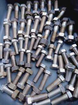Šrouby nerez M16 a M 20 - 2