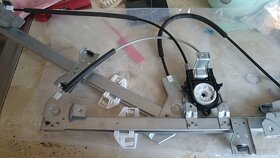 Levá Stahovačka Berlingo/Partner - 2