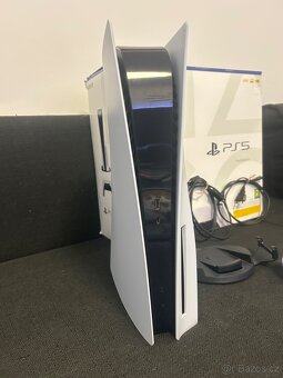 PlayStation 5 s mechanikou - 2