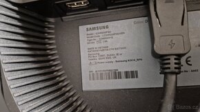 Samsung C24RG50 - 2
