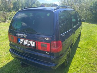 VW Sharan 1.9tdi 85kw automat - 2
