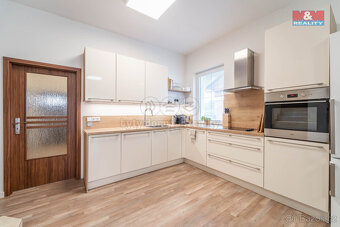 Prodej rodinného domu, 128 m², Slatina - 2