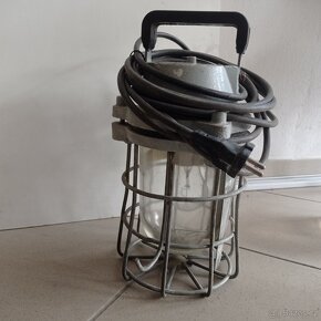 Pracovní ruční lampa hledačka - 2