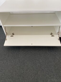 Skříňka pod tv - 2