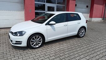 VW GOLF VII 1,4 TSI highline 135tis km pěkný bez koroze - 2