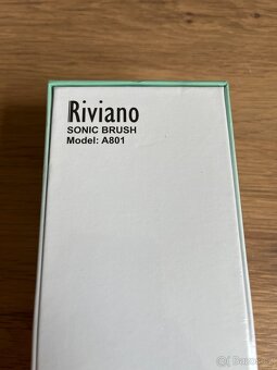 Elektrický zubní kartáček Riviano A801 - 2