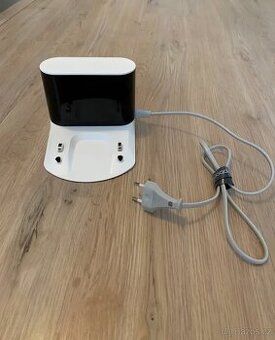 Roborock S8 – robotický vysavač, výborný stav - 2