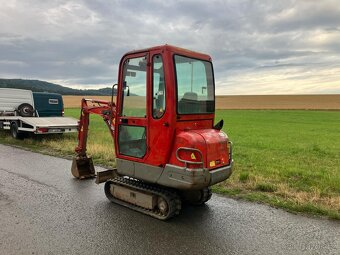 JAPONSKÝ MINIBAGR YANMAR B15 1500KG - 2