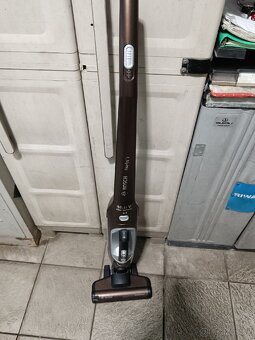 Aku vysavač Bosch - 2