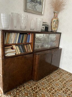 Dřevěné skříně - 2