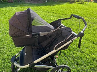 Kočárek Thule Urban Glide 2 Double + korbička + pláštěnka - 2