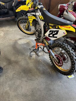 Suzuki RMZ 450 - 2