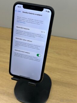 iPhone 11 pro 64 GB - 2