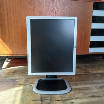 Monitor HP Compaq LA1951g - 2