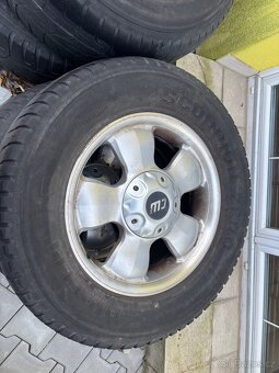 Sada kol na Toyotu LC 100/105/200 - 2