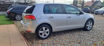 Volkswagen Golf 2.0 TDI 103kW 4MOTION - 2