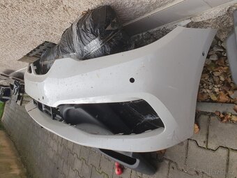 Nárazník přední zadní a pravý práh na BMW G30 G31 - 2