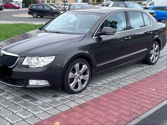 Škoda Superb 3,6 fsi - 2