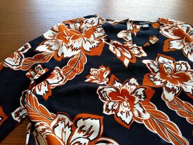 Halenka s květy Esmara vel. 42/44 - 2